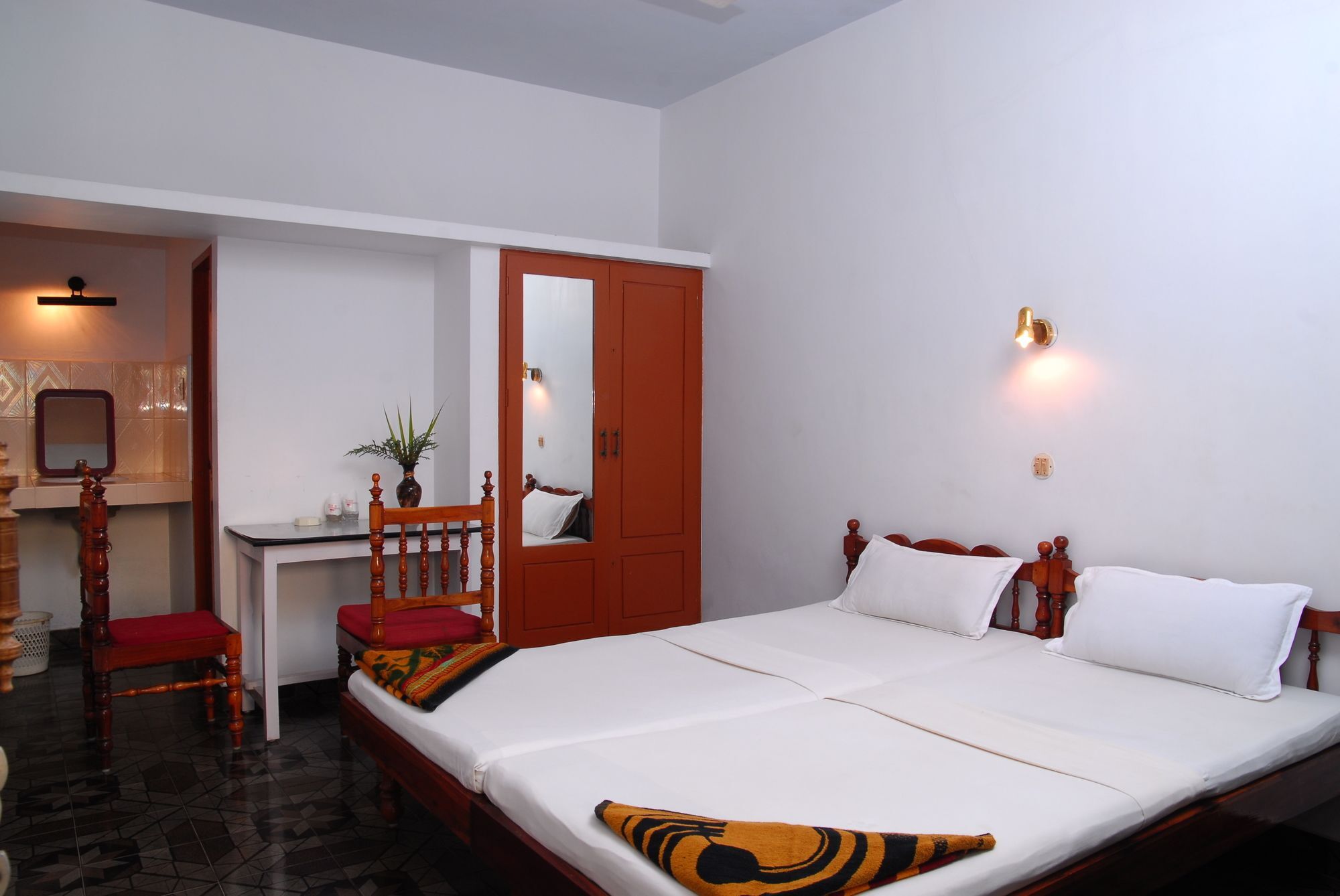 Hotel Sea View Palace - The Beach Hotel, Kovalam Esterno foto