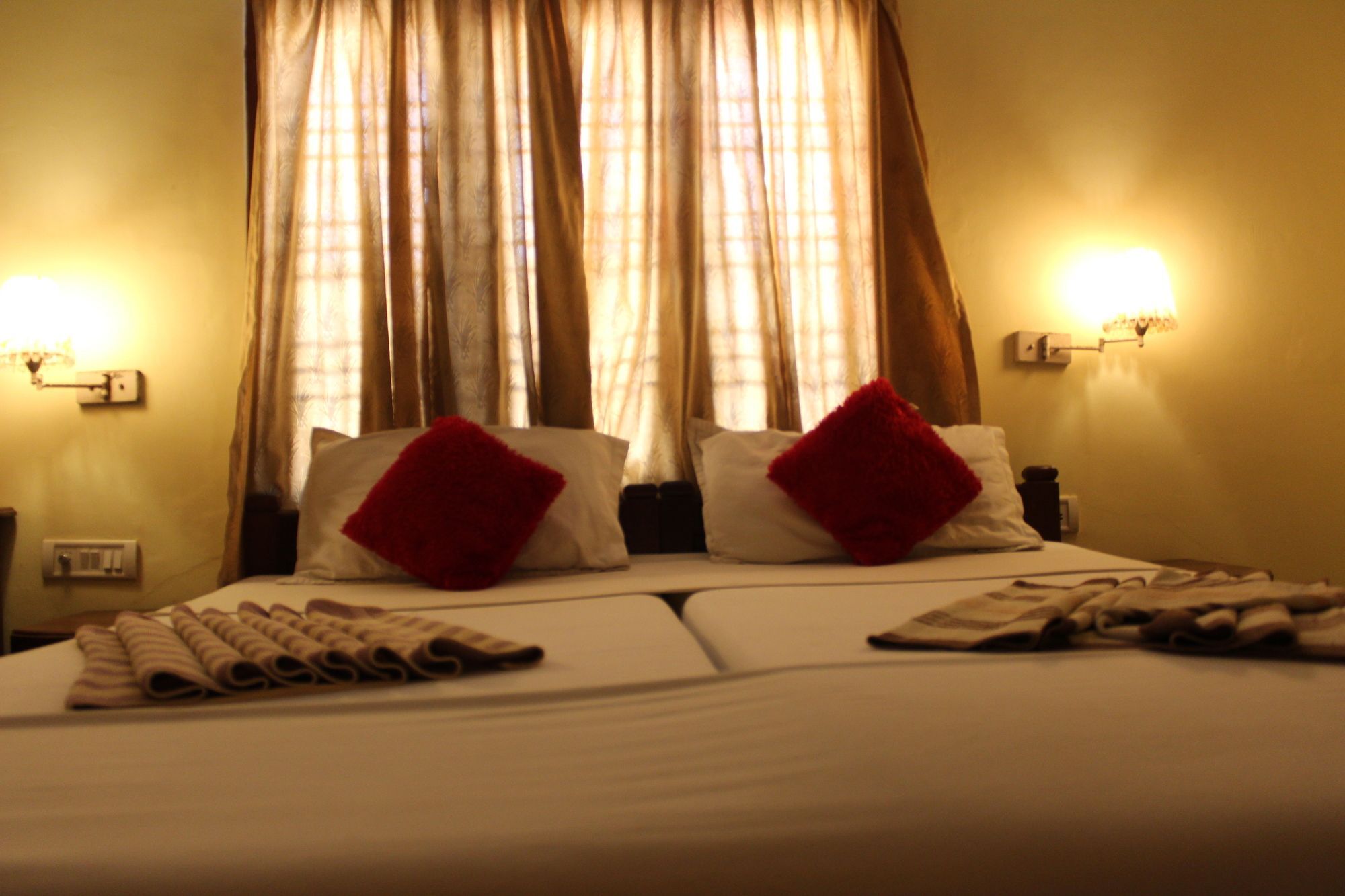 Hotel Sea View Palace - The Beach Hotel, Kovalam Esterno foto