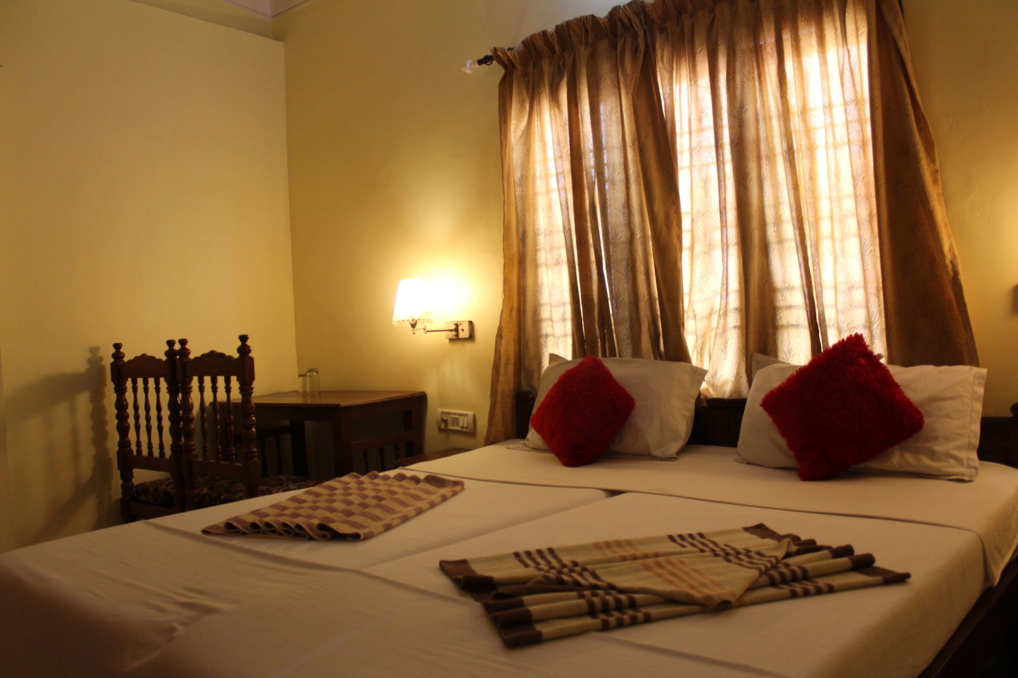 Hotel Sea View Palace - The Beach Hotel, Kovalam Esterno foto