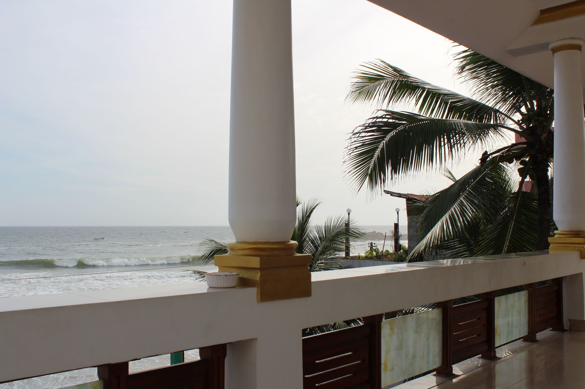 Hotel Sea View Palace - The Beach Hotel, Kovalam Esterno foto